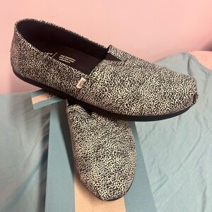 Toms alpargata ofr white mini leopard print canvas